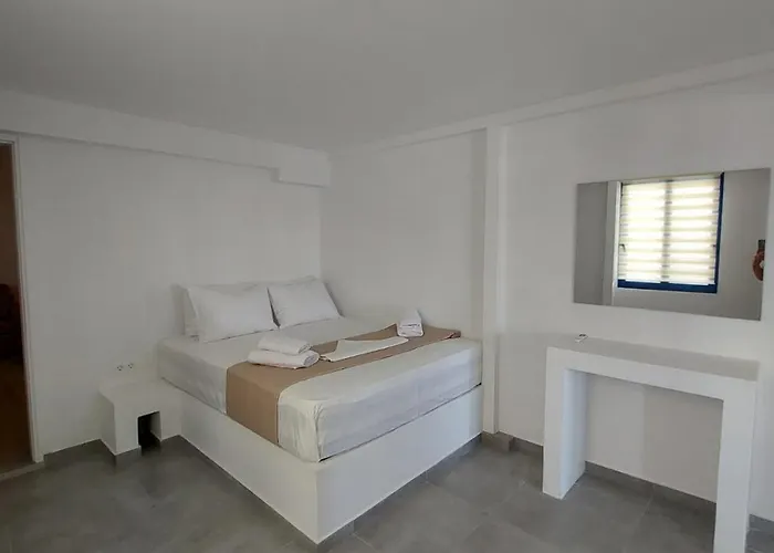 Puerto Serifos Apartment